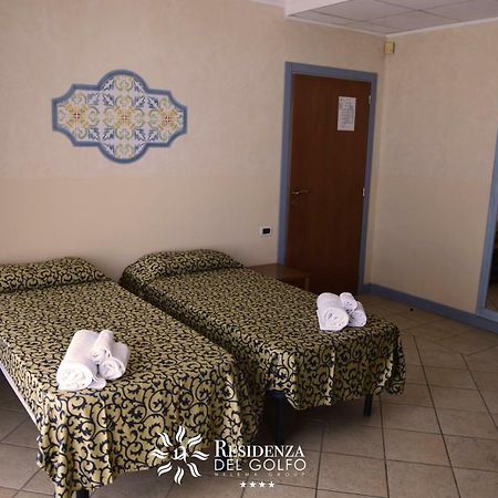 Hotel Residenza Del Golfo Прая-а-Маре Екстер'єр фото